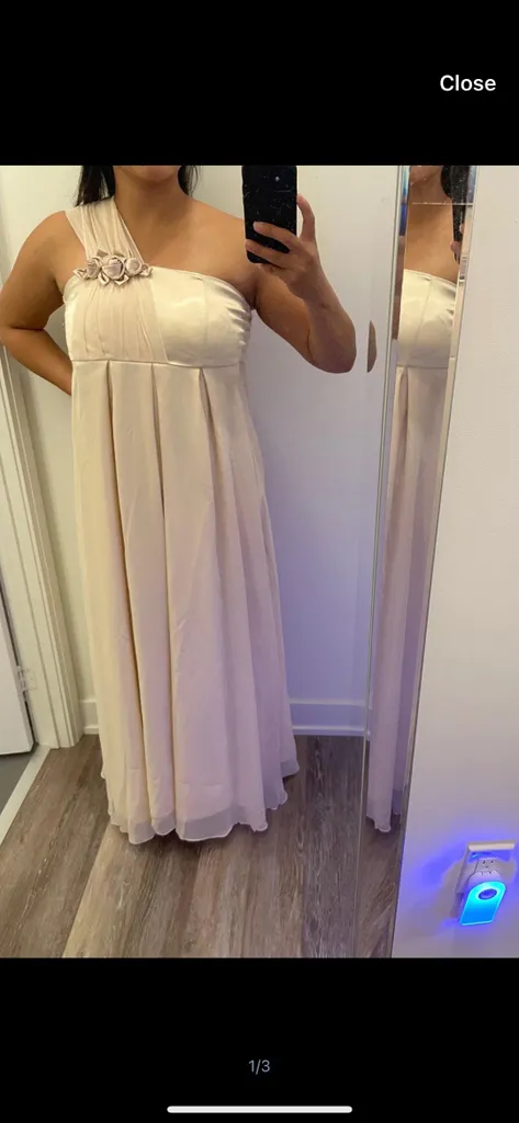 One Size Fits All Formal Dress For Weddings photo 1