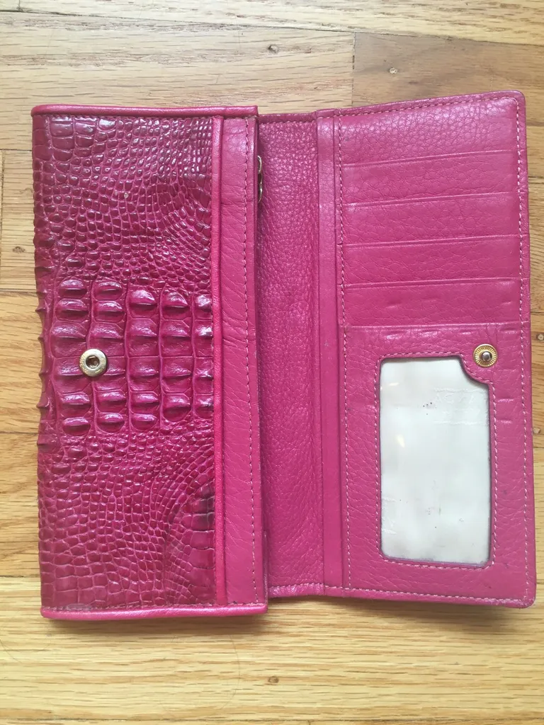 Genuine Croc Wallet photo 1