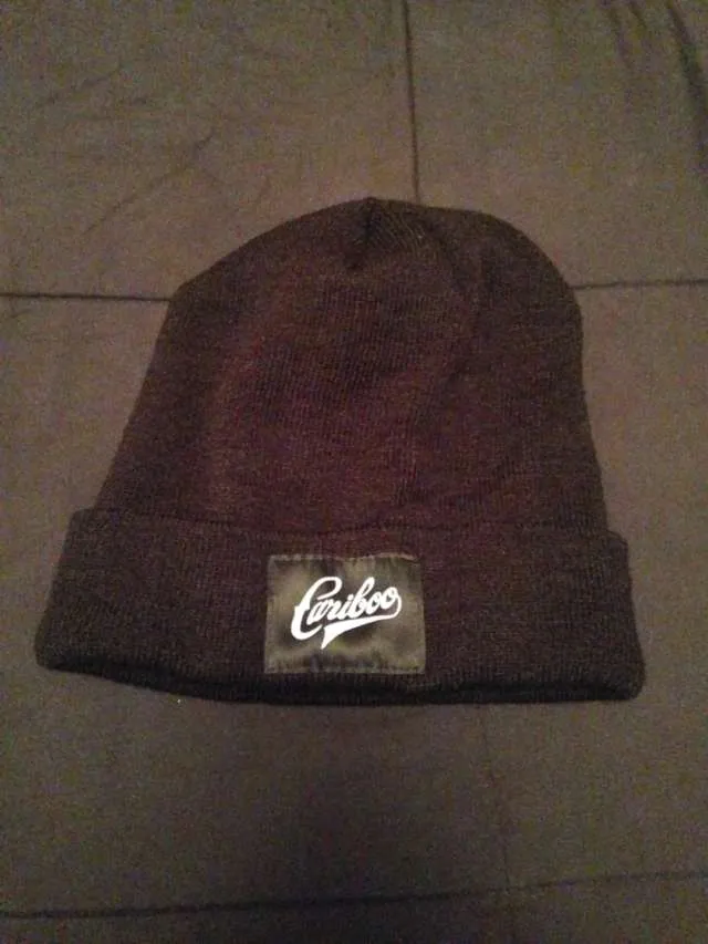 Caribou Toque photo 1