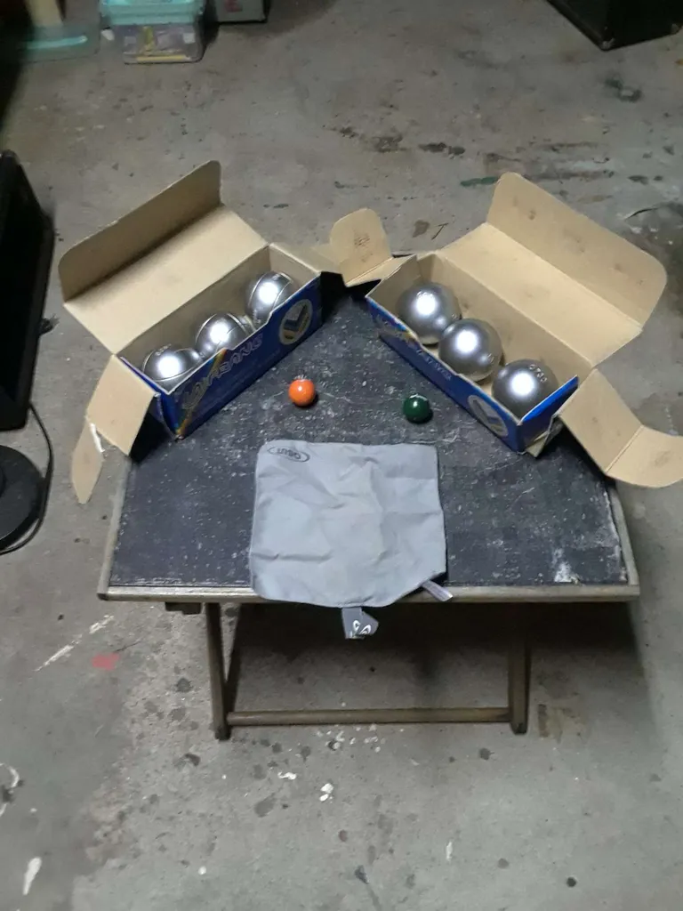 2 Petanque Sets photo 1