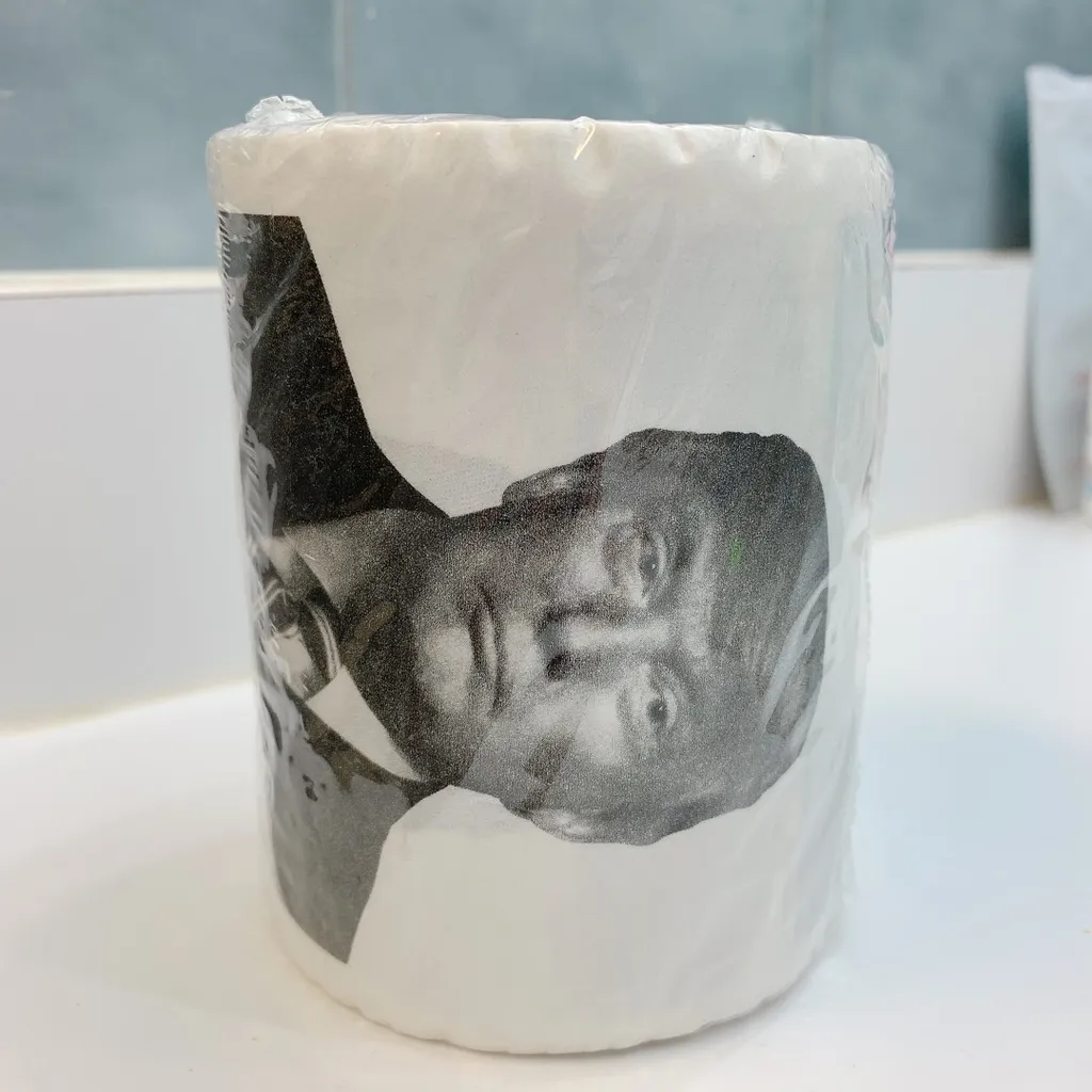 BNIP Trump Toilet Paper photo 1