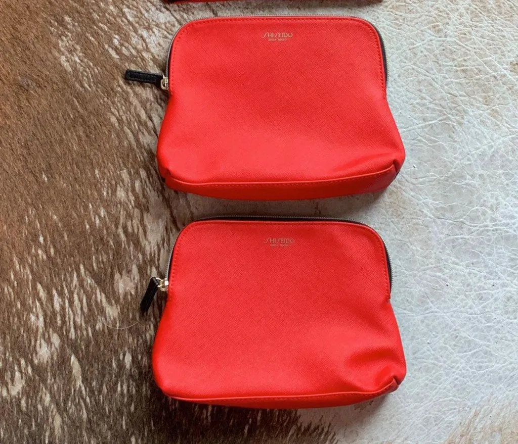 NEW Shiseido Makeup Bags photo 1