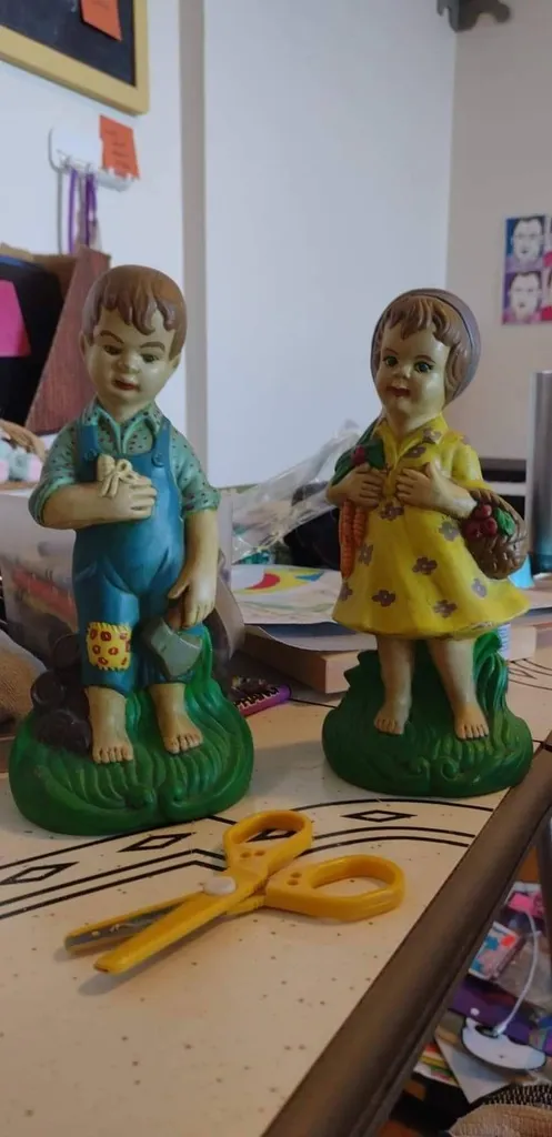 freeeeee Figurines photo 1