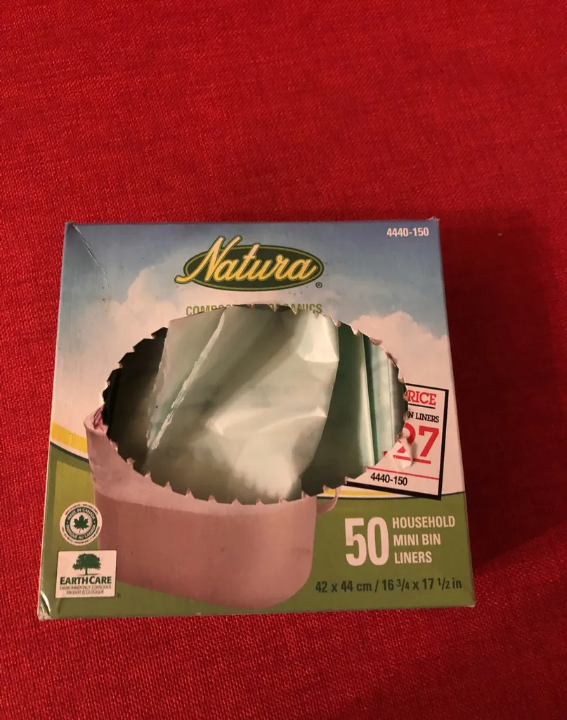 49 Compostable Bin Liner photo 1