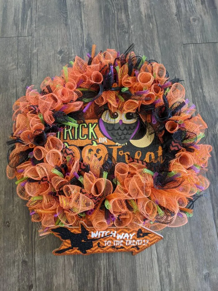 Trick Or Treat Wreath photo 1
