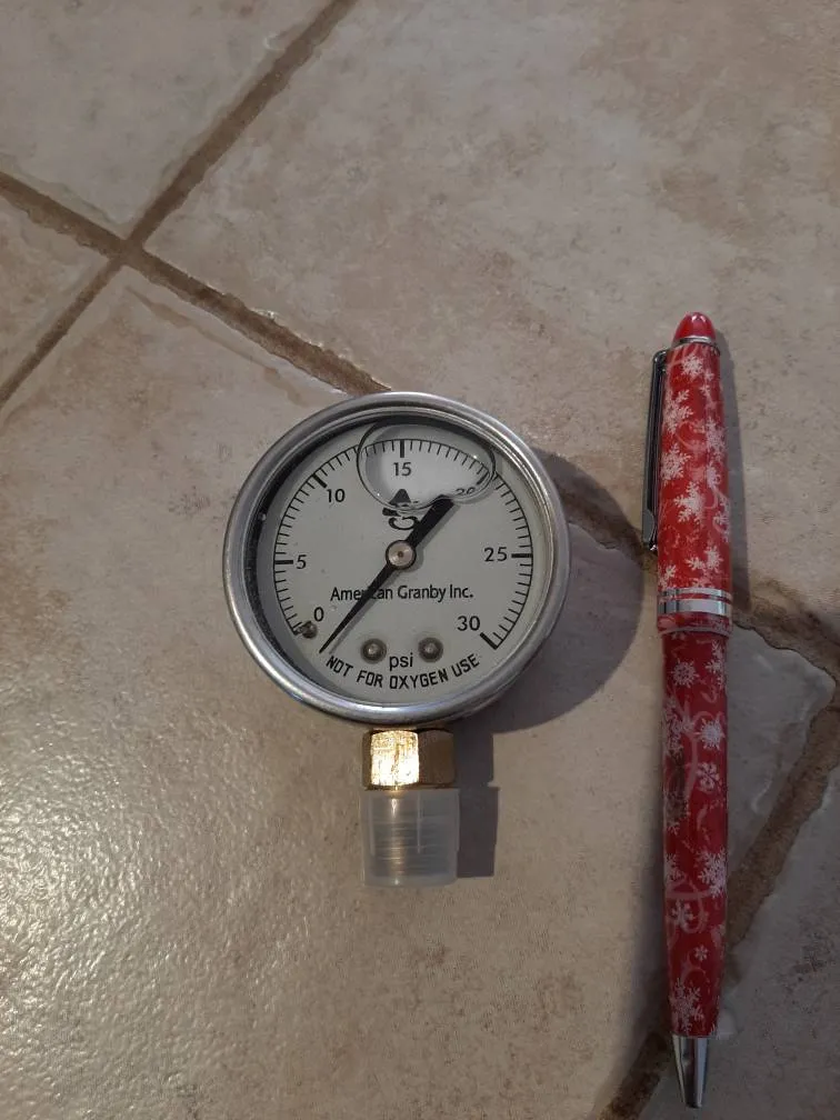 Pressure-gauge photo 1