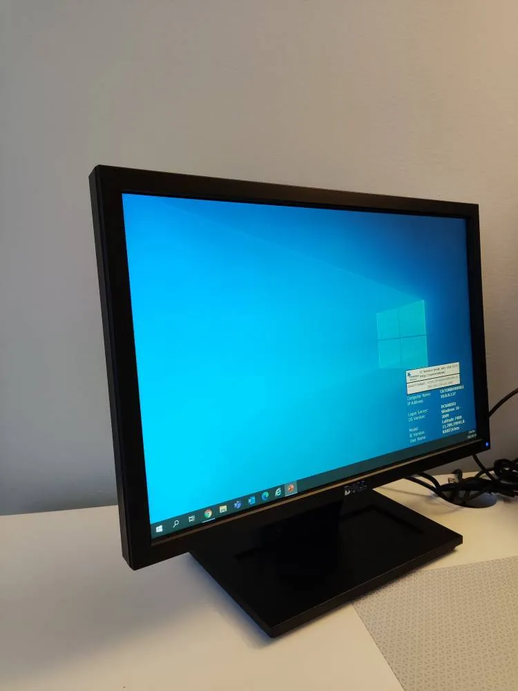 19 Inch Monitor photo 1