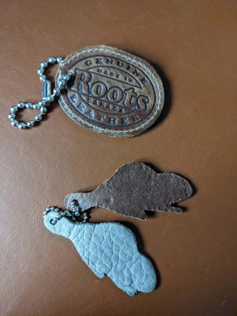 🆓📬 Leather Roots Keychains photo 1