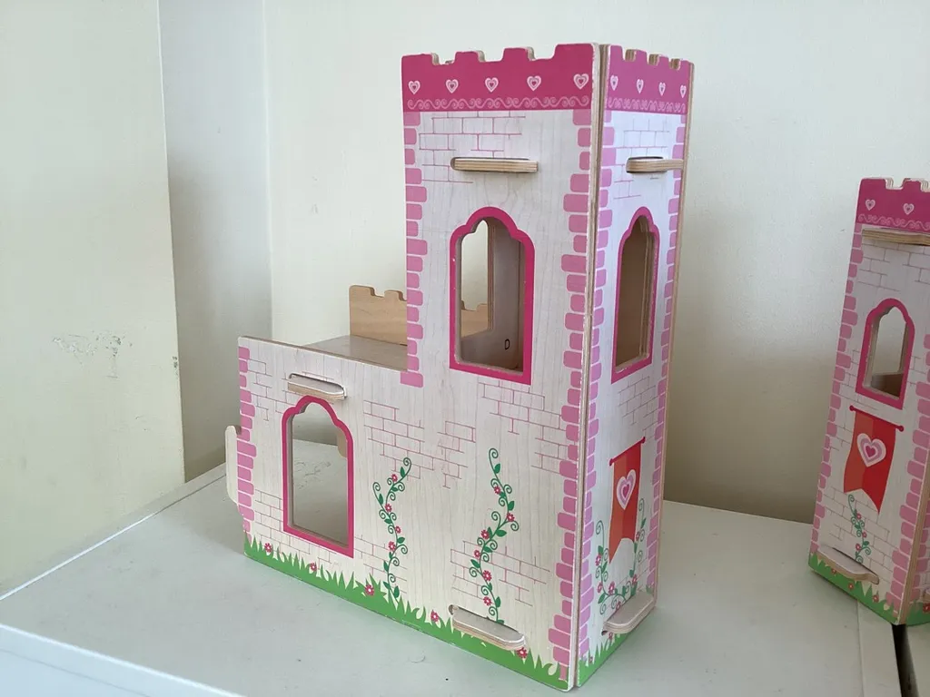 Wooden Castle photo 1
