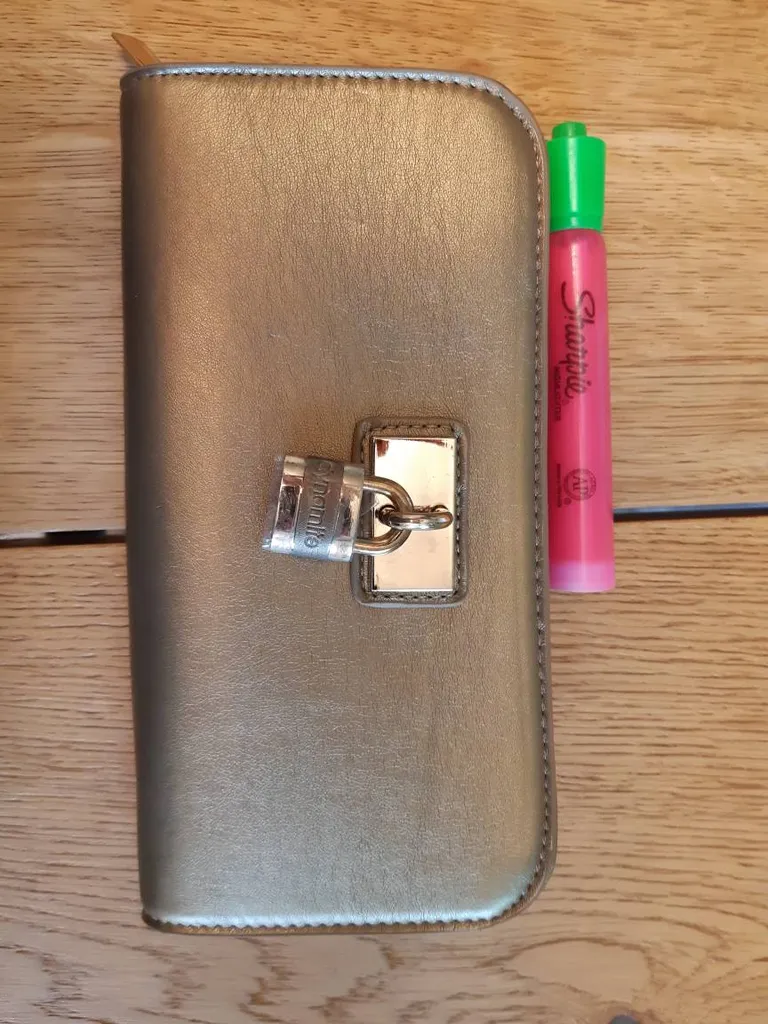 Brand New Classy Wallet photo 1