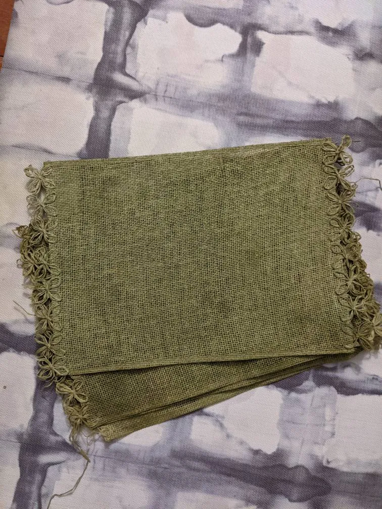 4 Olive Straw Placemats photo 1