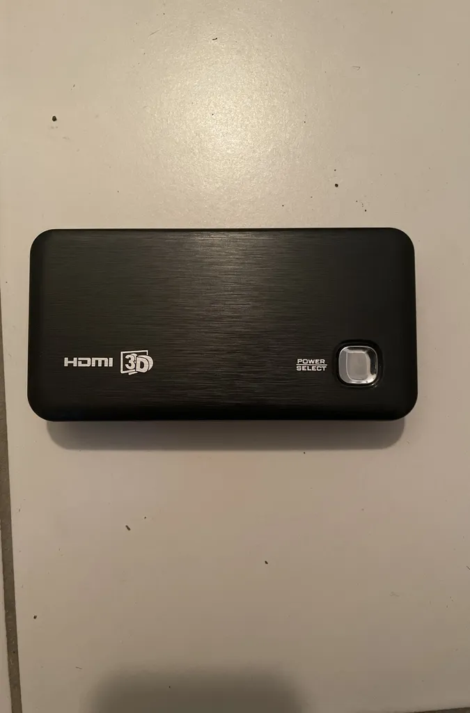 RocketFish HDMI 4-port Selector photo 1