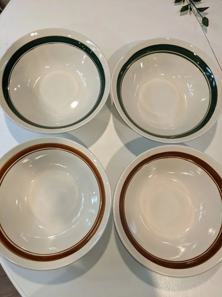 4 Large Dinner Bowls photo 1