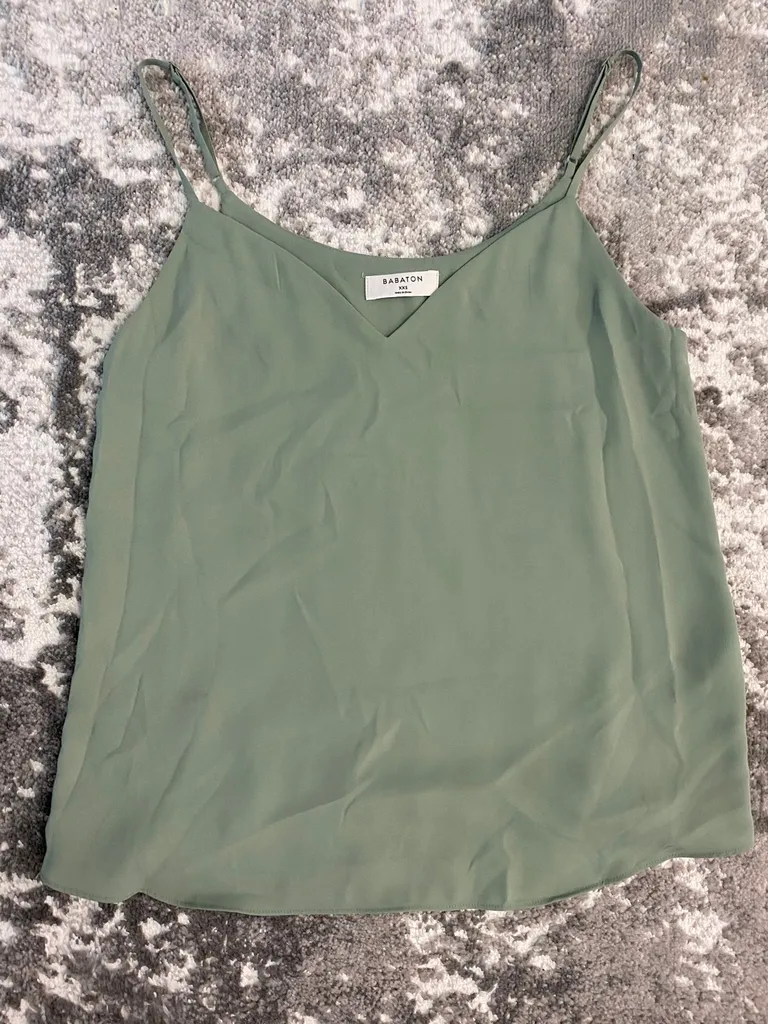 Aritzia Babaton Cami photo 1