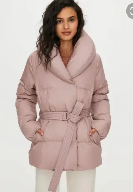 Aritzia wilfred free alta Down Puffer photo 1