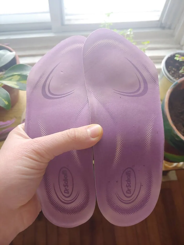 FREE 🦋- Dr Scholl's Shoe Inserts photo 1