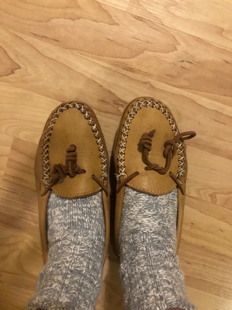 Slipper/moccasins photo 1