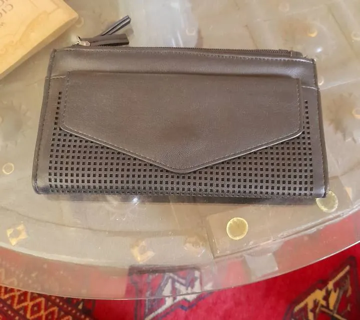 Wallet photo 1