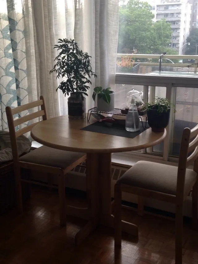 Table & Chairs! photo 1