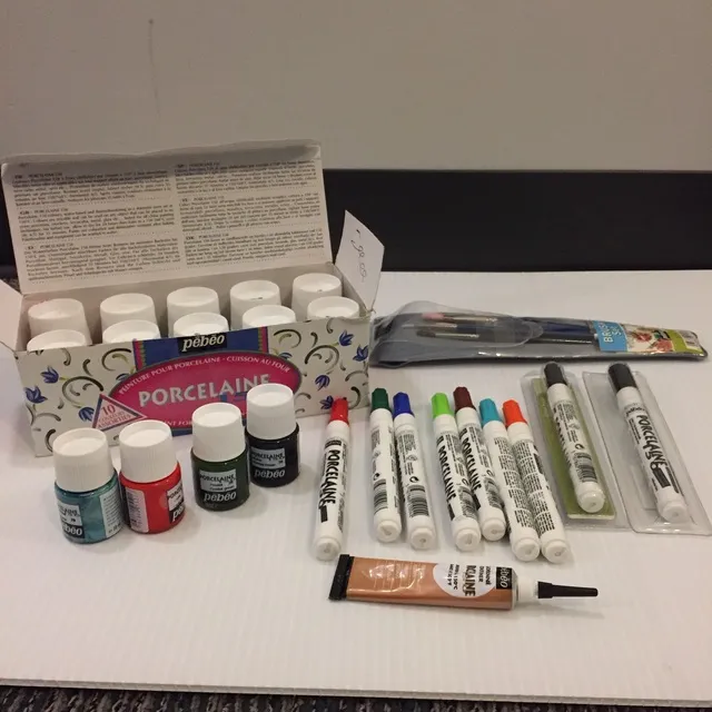 Paint For Porcelain/Chinaware photo 1