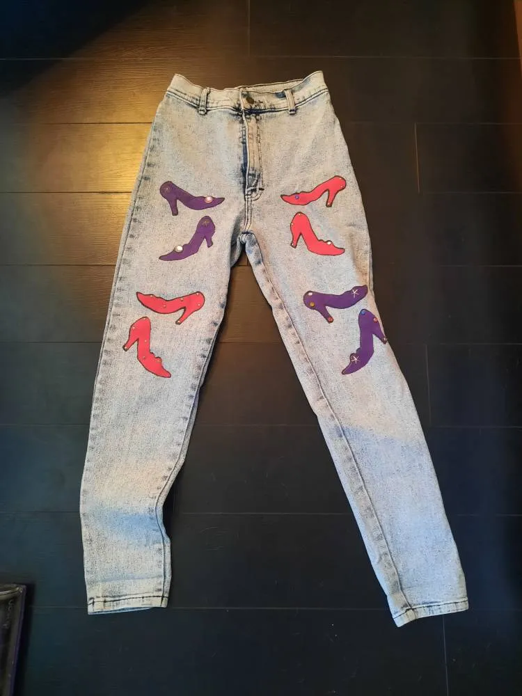 Size Small Pants photo 1