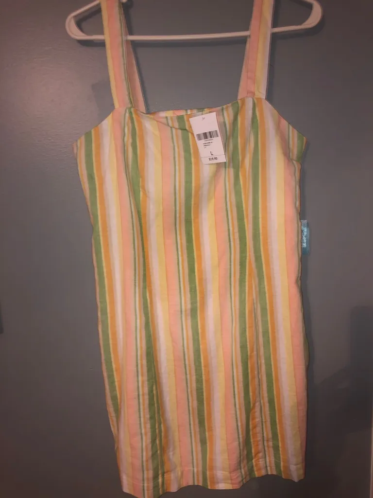 Clothes Never Worn Dress photo 1