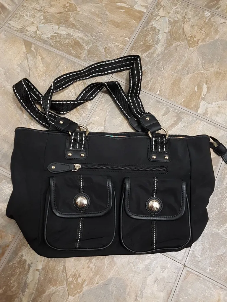 New Designer Handbag photo 1
