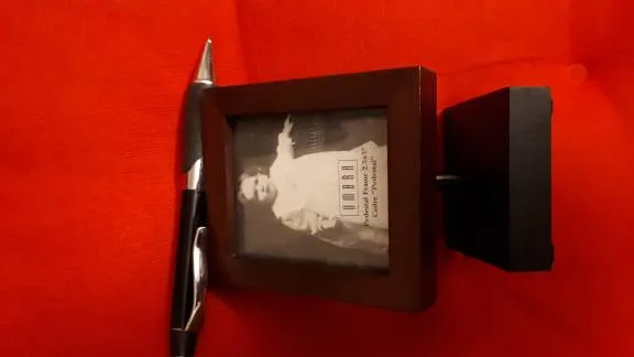 New Umbra Photo Frame photo 1