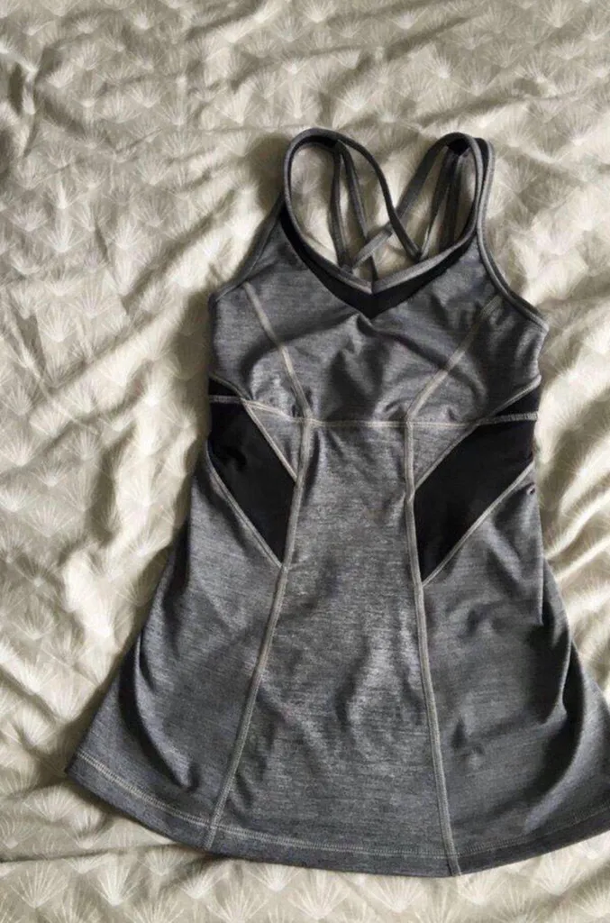 Lululemon Top photo 1