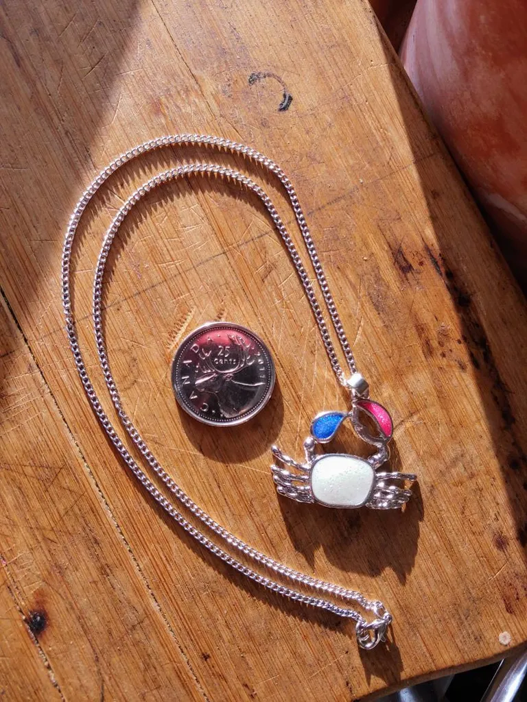 CRAB NECKLACE photo 1