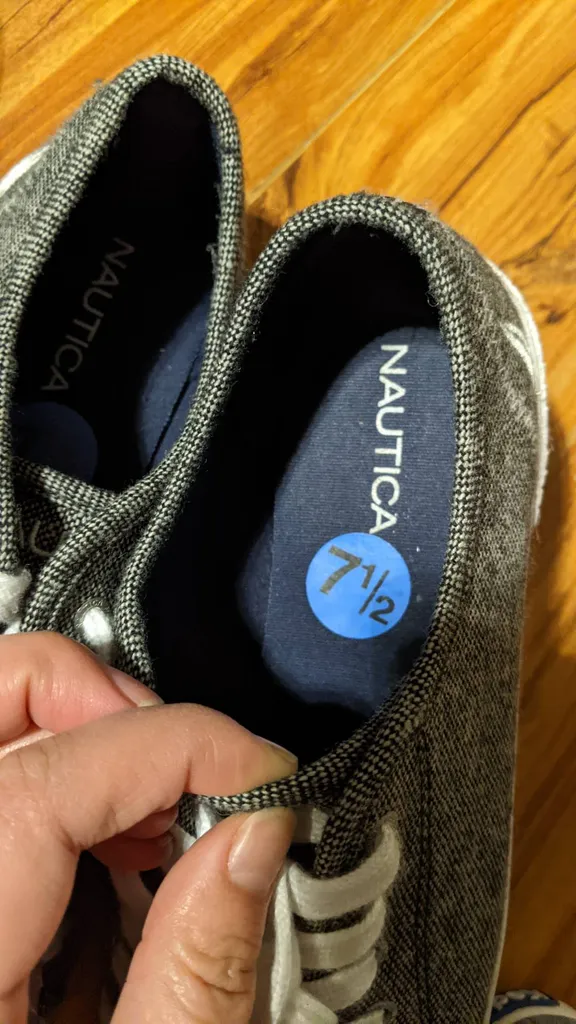 Nautica Shoes/Sneakers photo 1