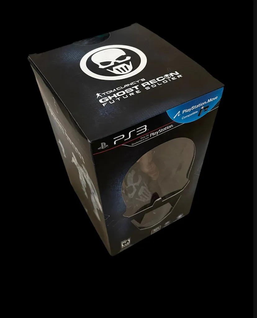 PS3 Ghost Recon action figure   +  ps3game photo 1