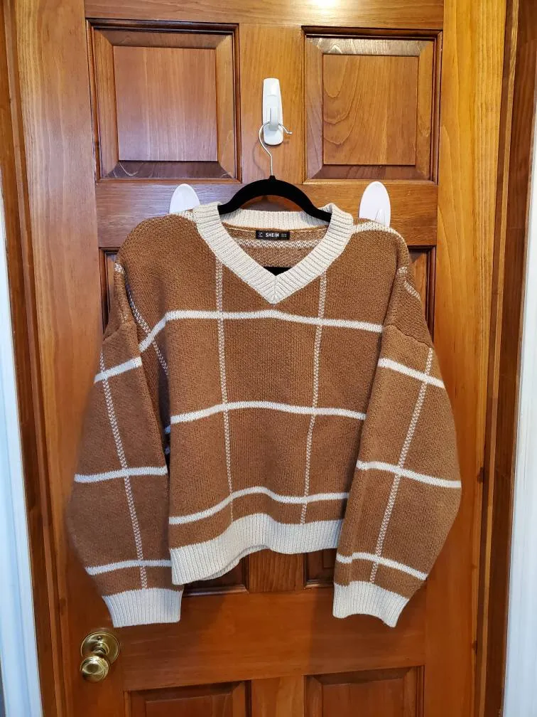 Oversized Sweater photo 1