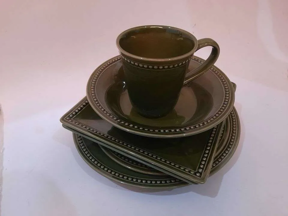 Pier One Dish Set photo 1