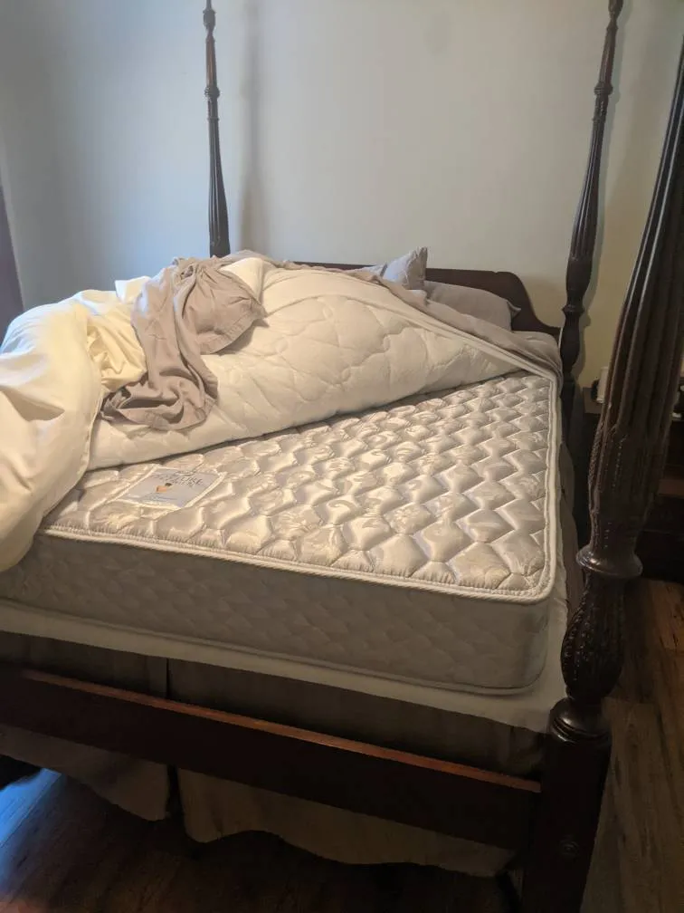 Free Queen Mattress And Boxspring photo 1