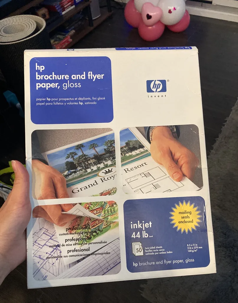 Free With Trade - Brochure & Flyer Paper, Gloss photo 1