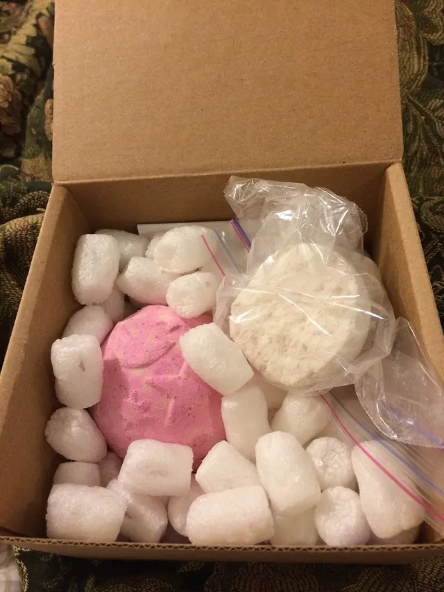 Lush Bath Bomb(s) photo 1