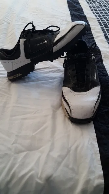 Nike Golf Shoes Size 9.5 Mens photo 1