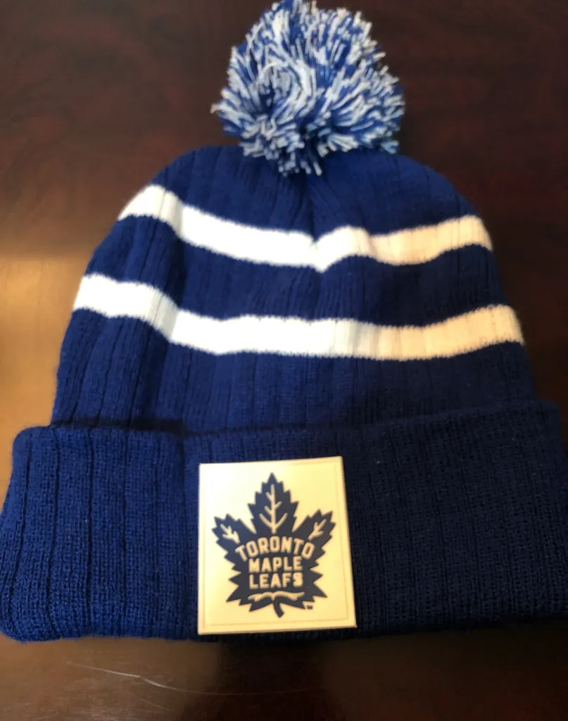 Maple Leafs Toque photo 1