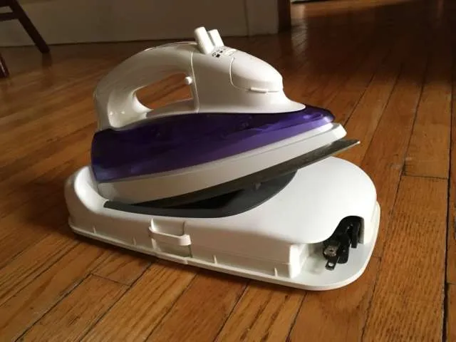 Cordless Iron photo 1