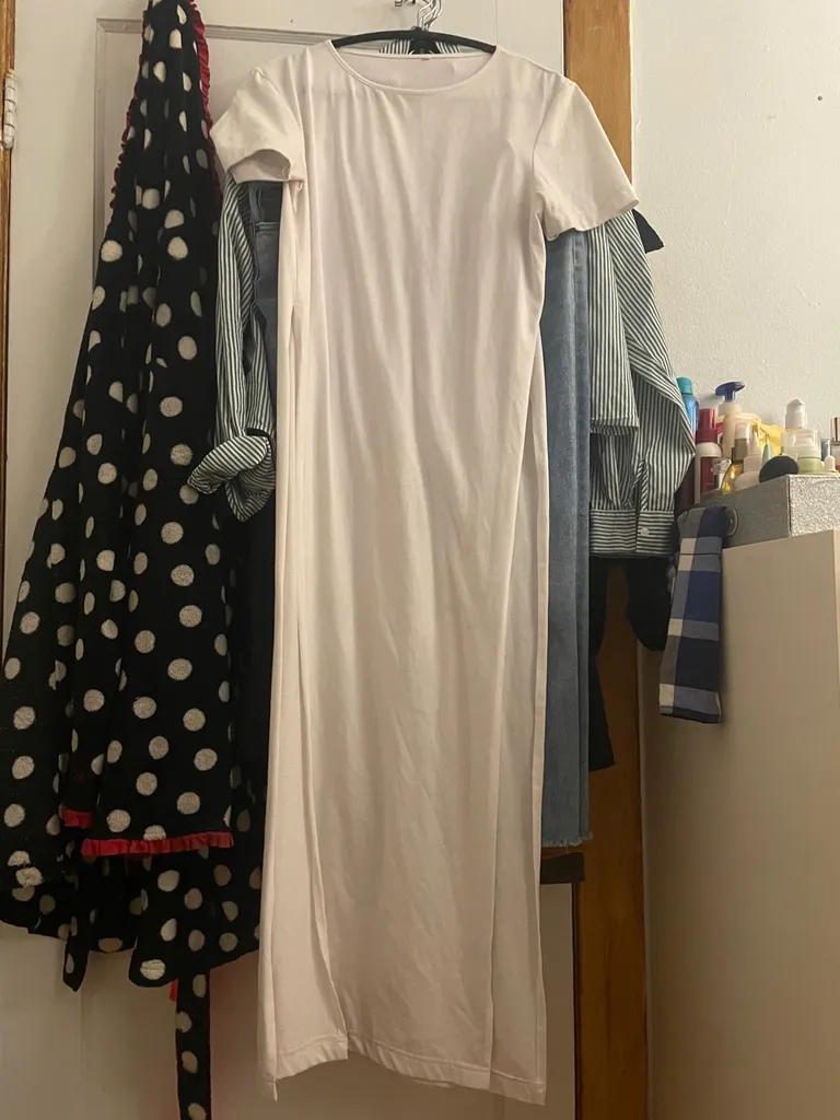 Long White T Shirt photo 1