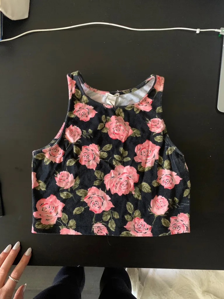 Floral Crop Tank Top 🌹 photo 1