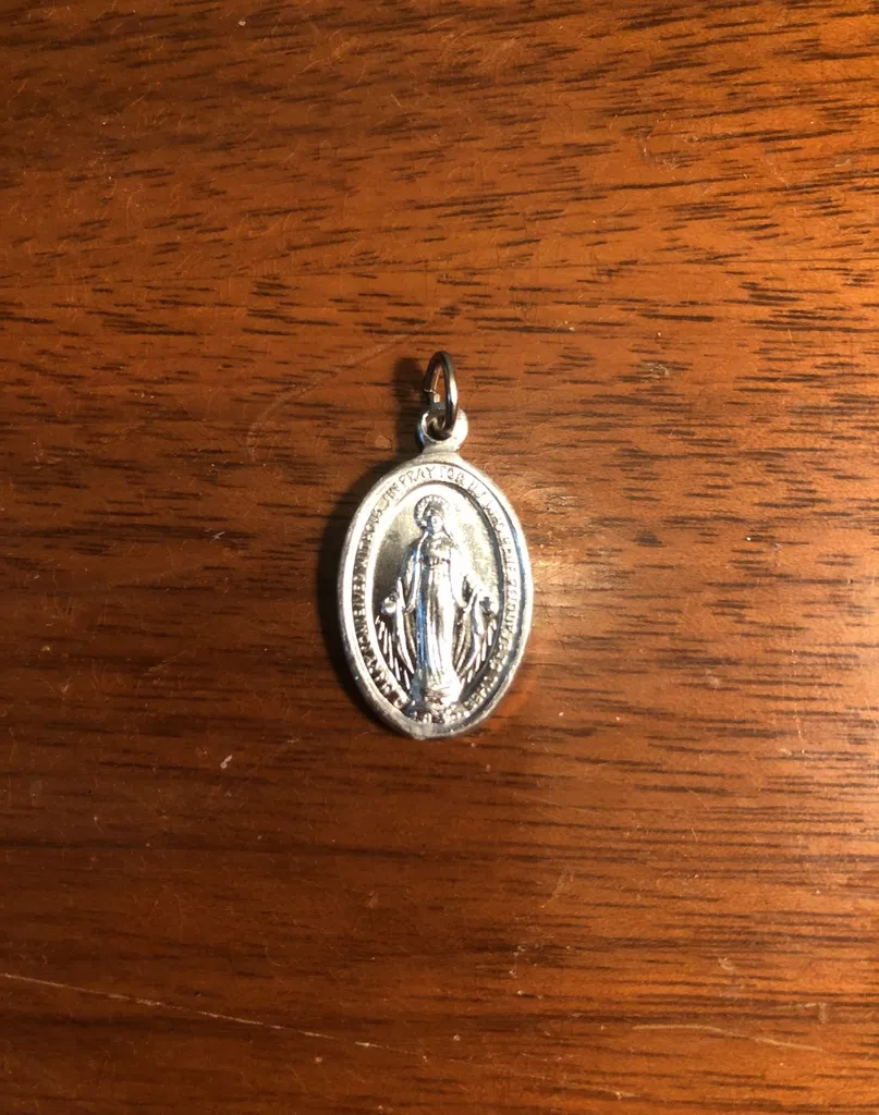 🆓 FREE Mary Catholic Medals photo 1