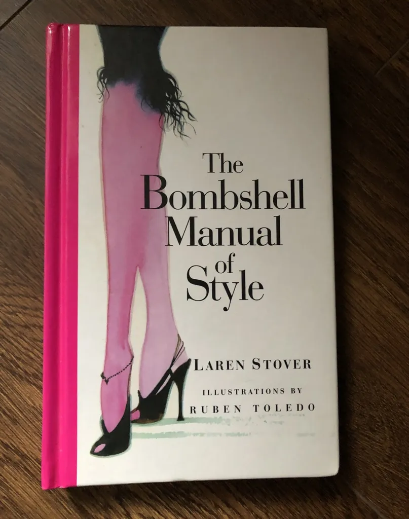 Bombshell Manuel Of style photo 1