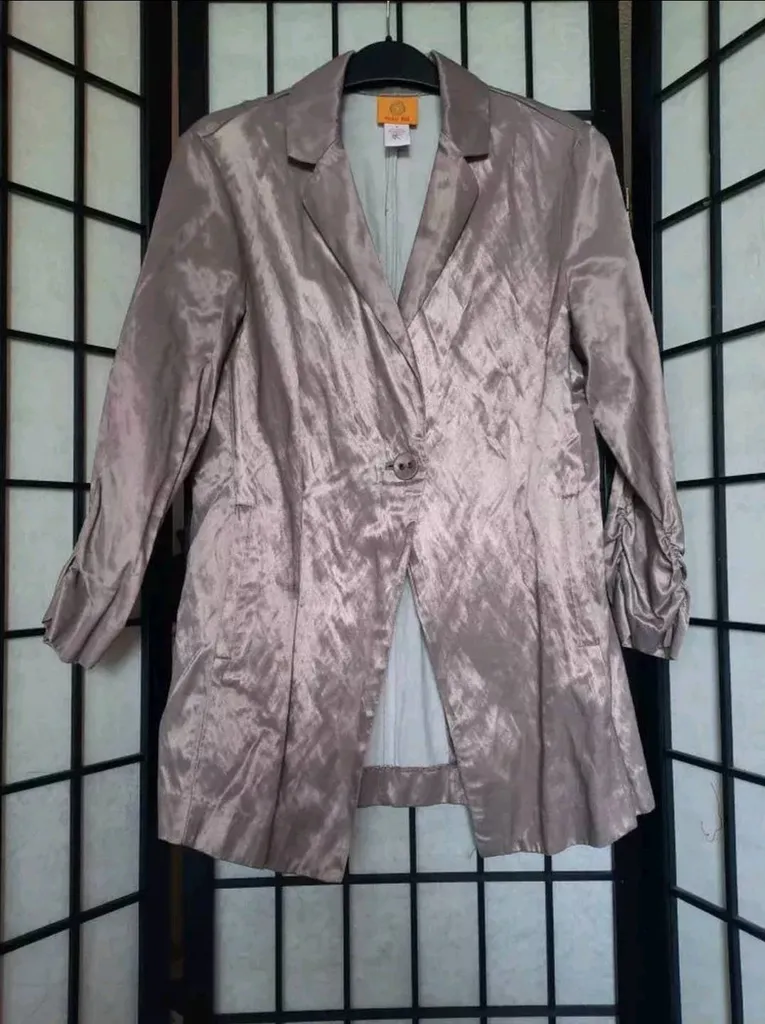 Shiny Jacket photo 1