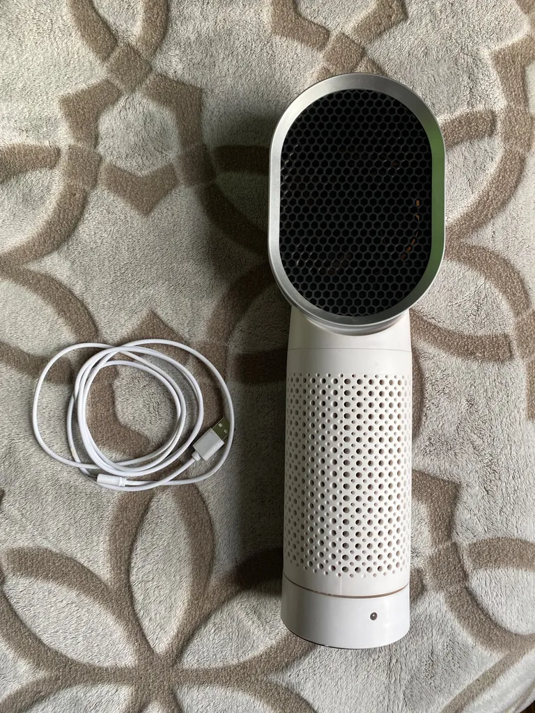 Air Purifier photo 1