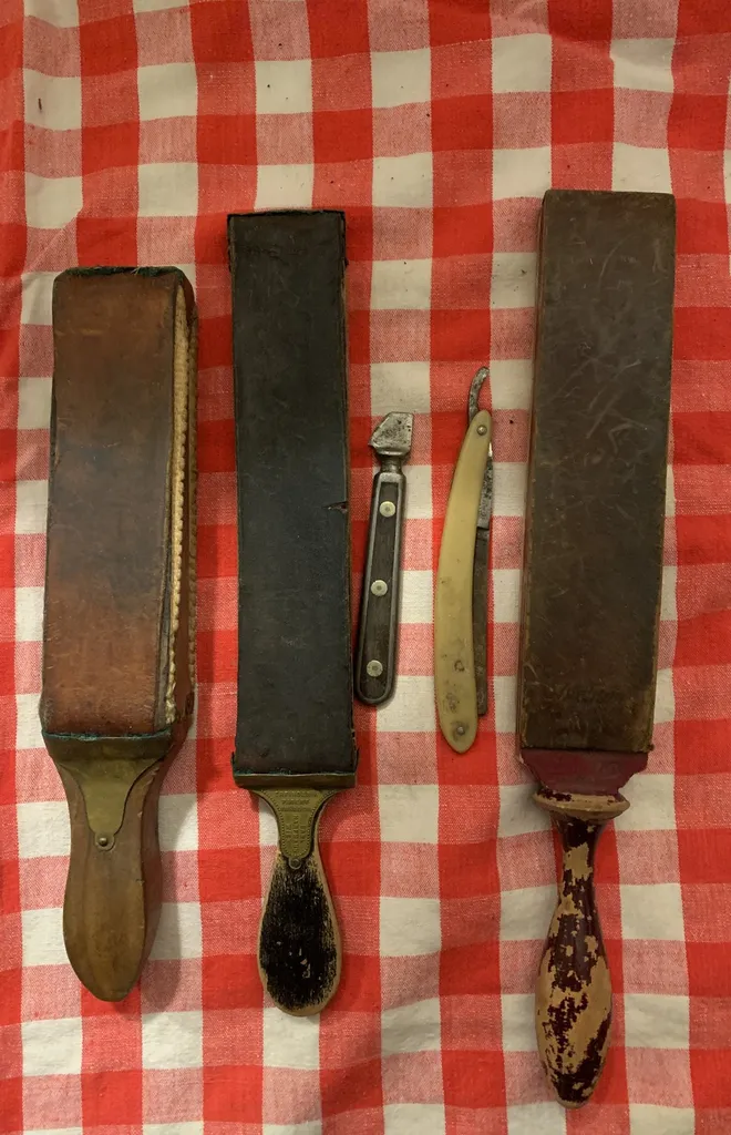 Vintage Barber Tools photo 1