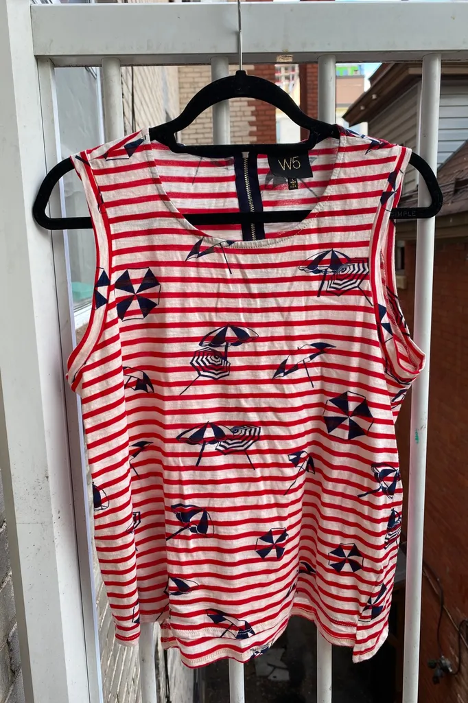 Umbrella Print Tank photo 1