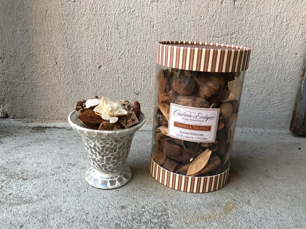 Vanilla Potpourri photo 1