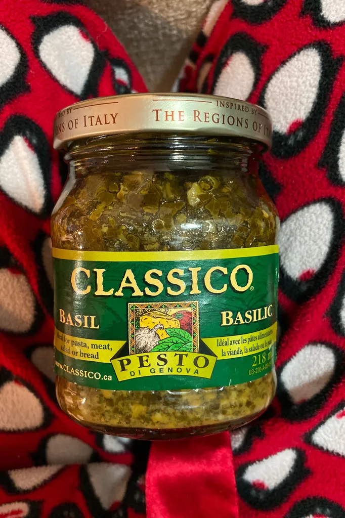 Expired Jan 2020 Pesto photo 1